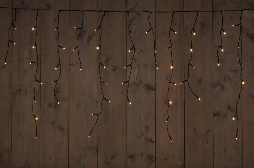 Anna's Collection Icicle Lights 360