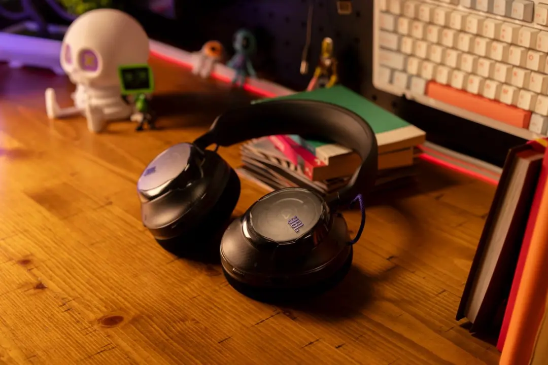 JBL Quantum 520 Draadloze Gaming Headset - Zwart - afbeelding 6 van 6