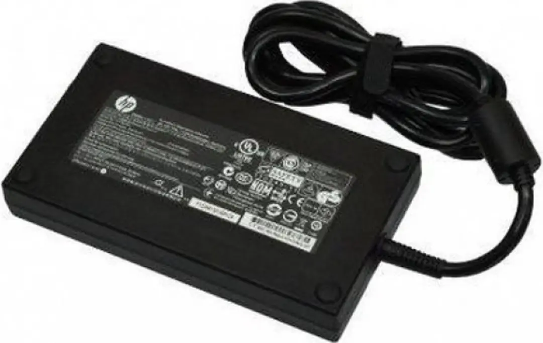 HP 693708-001 Auto 200W Zwart netvoeding & inverter