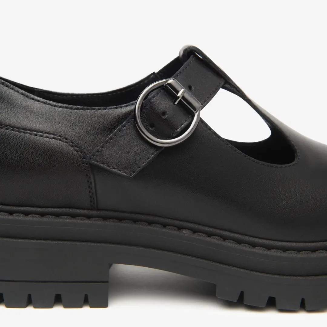 Nerogiardini Sneaker Zwarte Handschoen Tr Folgaria 9120/009