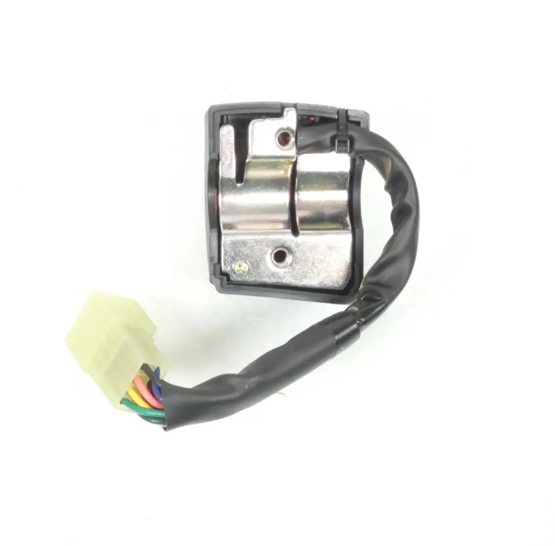 Partie avant Commodo gauche pour scooter Yamaha 50 Aerox 4 2018 1PH-H3973 Neuf