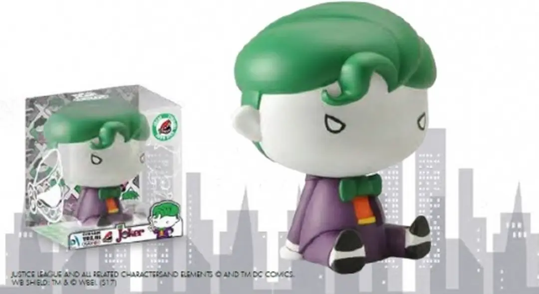 Plastoy DC Comics Chibi Joker Spaarpot 17cm - Paars - afbeelding 5 van 5