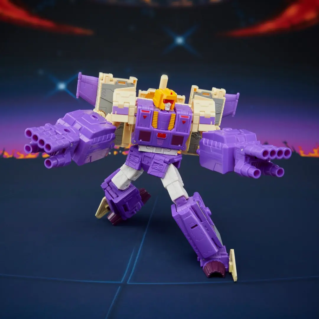 Hasbro Transformers Studio Series Blitzwing Figuur - 18cm - afbeelding 2 van 6