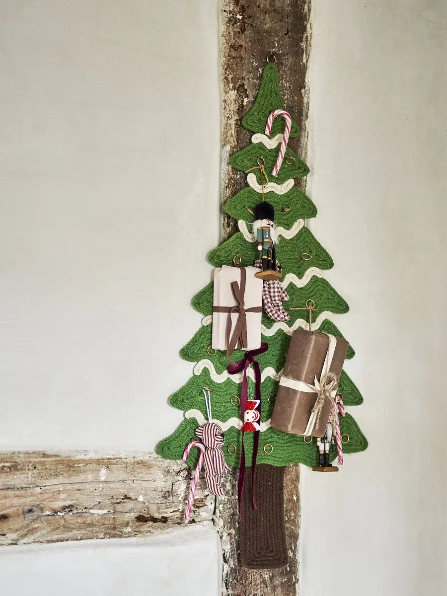 Nikita Kerstdecoratie Set 6 Stuks - Groene Notenkrakerhangers - afbeelding 2 van 6