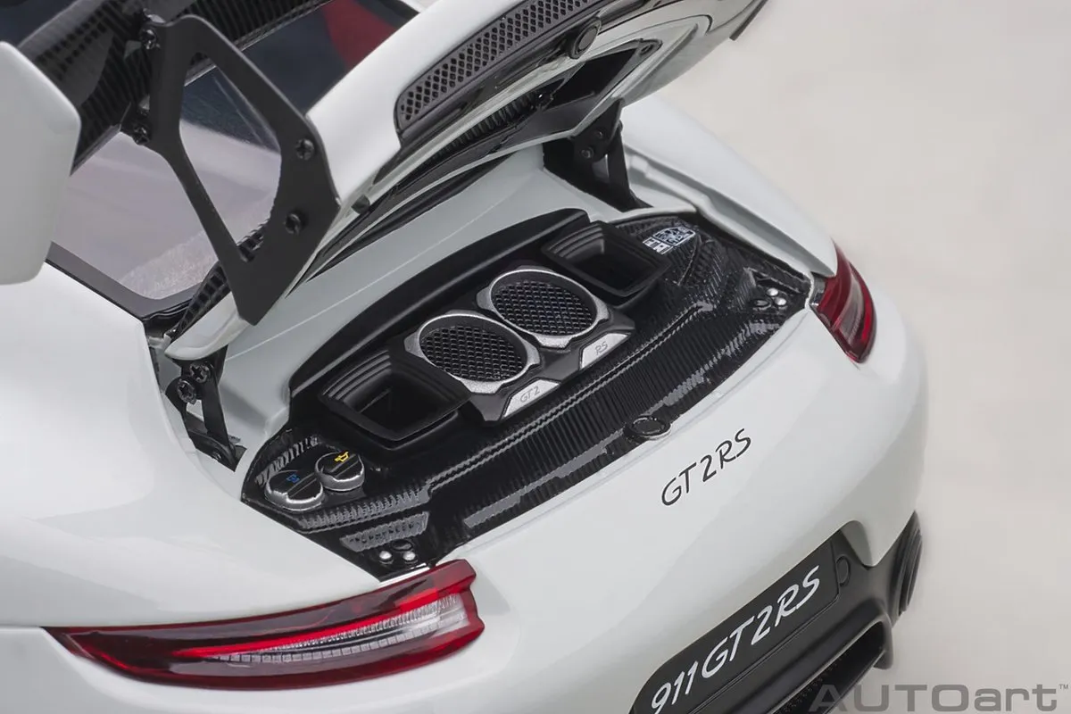 Porsche 911 (991.2) GT2 RS Weissach Package AUTOart 1/18 - Wit