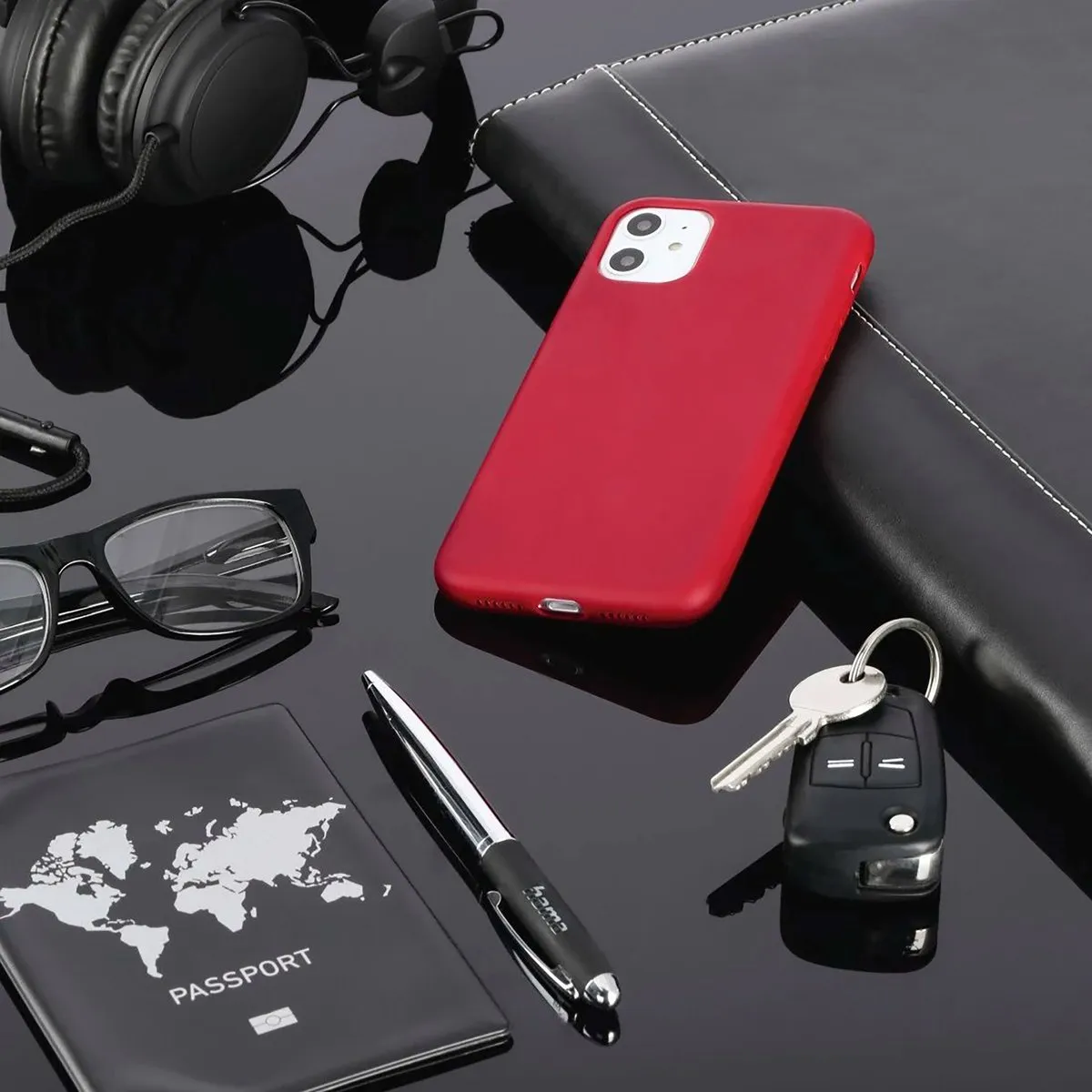 Hama MagCase Finest Feel Pro Hoesje iPhone 14 Pro Max - Rood