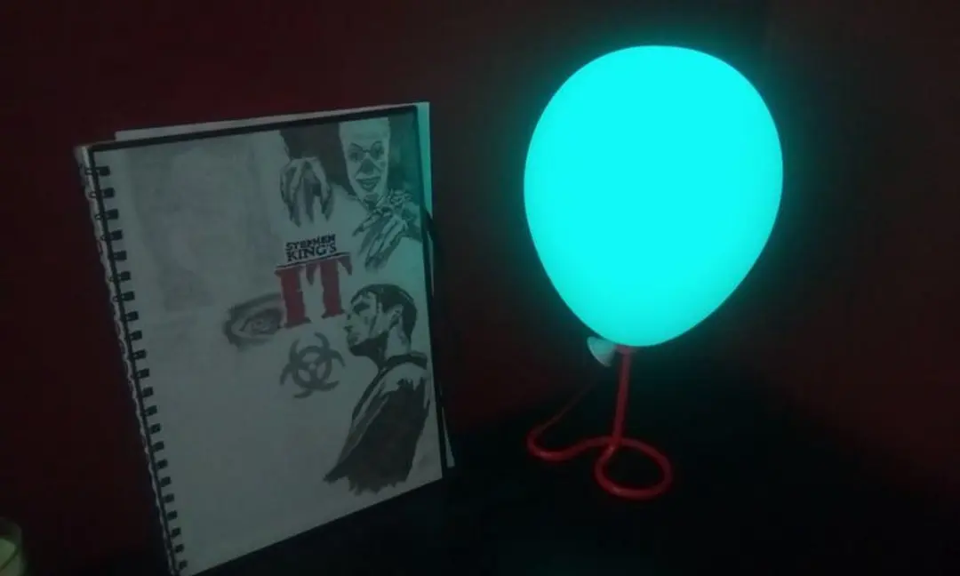 Paladone Pennywise Balloon Lamp - Rood - afbeelding 3 van 6
