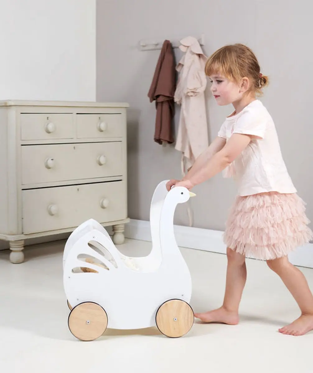 Tender Leaf Toys Poppenwagen Sweet Swan