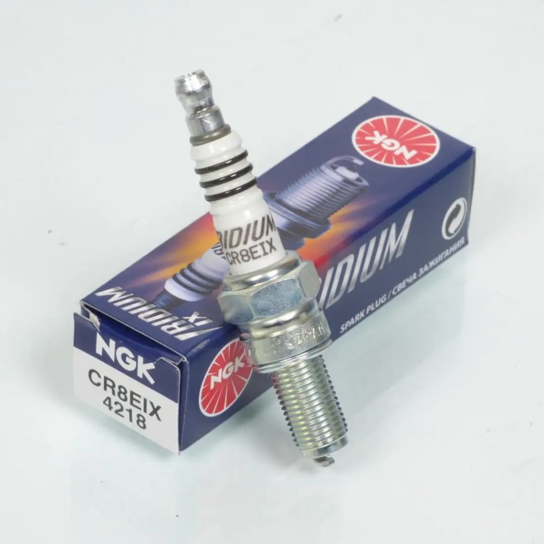 Bougie d'allumage NGK pour Scooter Piaggio 125 Vespa Special ET4 Carburatore Apr