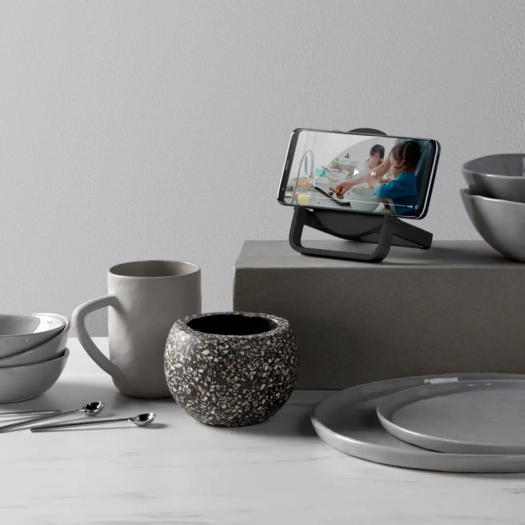 Belkin BoostCharge 3-in-1 draadloze lader + speaker 10W - Zwart - afbeelding 2 van 6