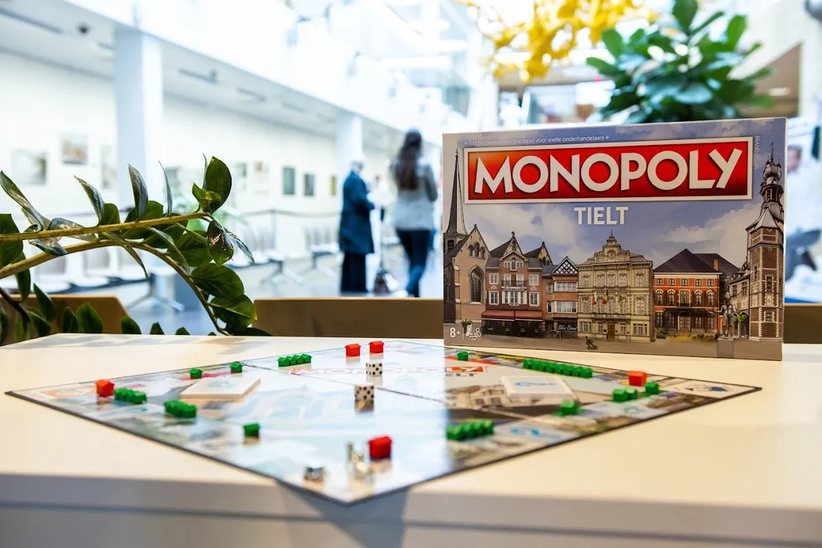 Monopoly Tielt Gezelschapsspel - 2 tot 6 spelers