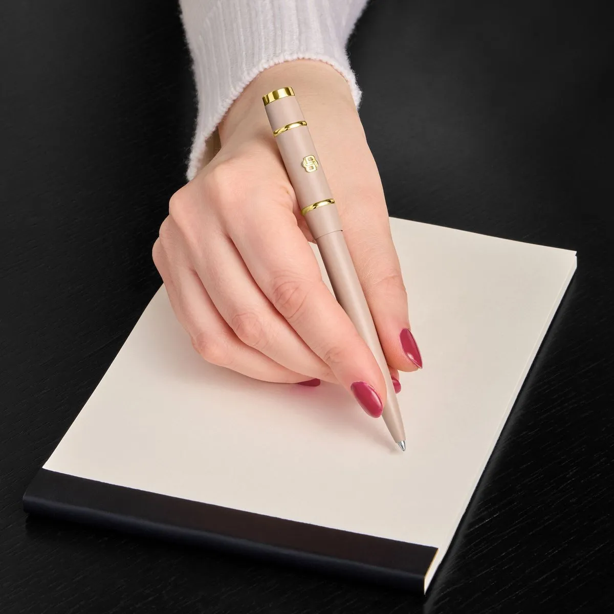 Hugo Boss Rive Signature Lady Pen - Lila
