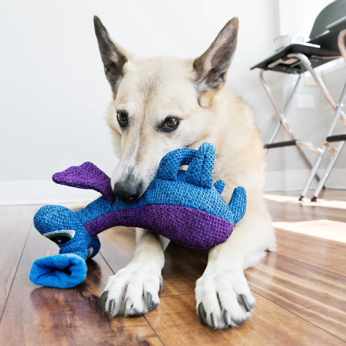KONG Woozles Alien - Blauw