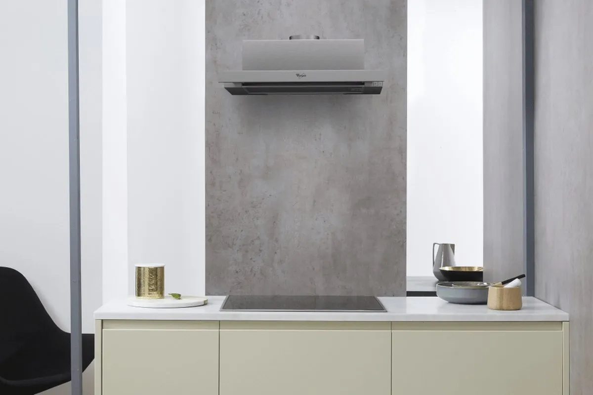 Whirlpool AKR 749/1 IX Vlakscherm Afzuigkap - 304 m³/u