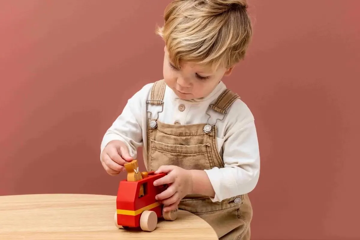 Trixie Houten Mini Brandweerwagen 36-283 - Multi - afbeelding 6 van 6