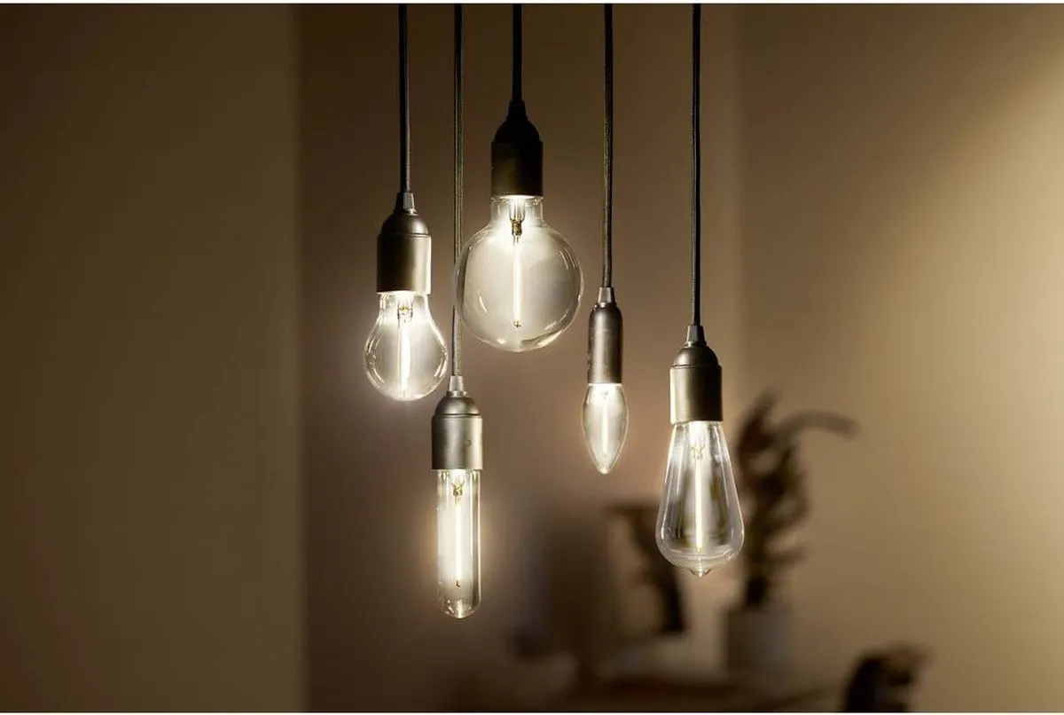Philips LED Rookglas E27 15W - Warmwit