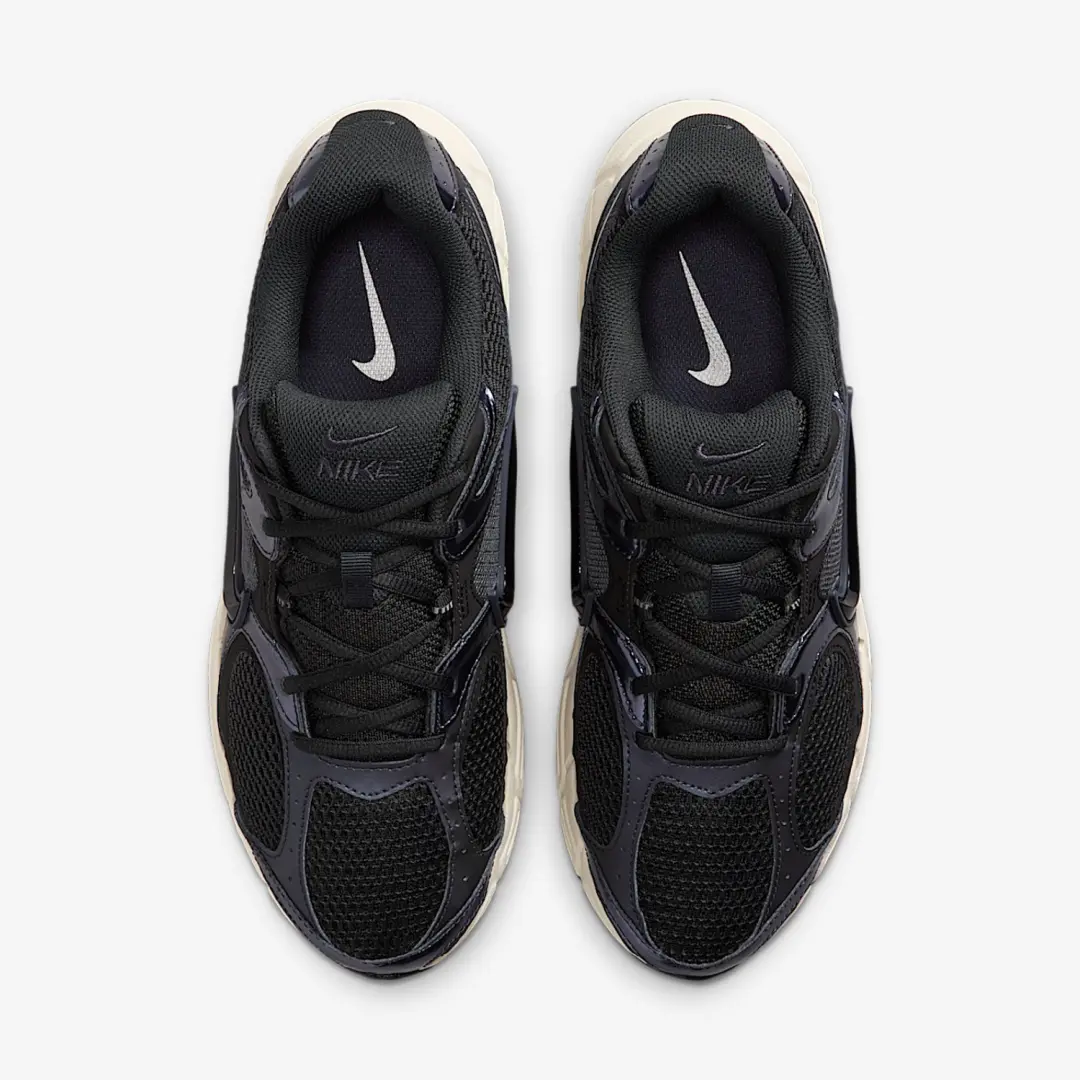 Nike V5 RNR Sneakers - Maat 44.5 - Zwart/Grijs - afbeelding 6 van 6