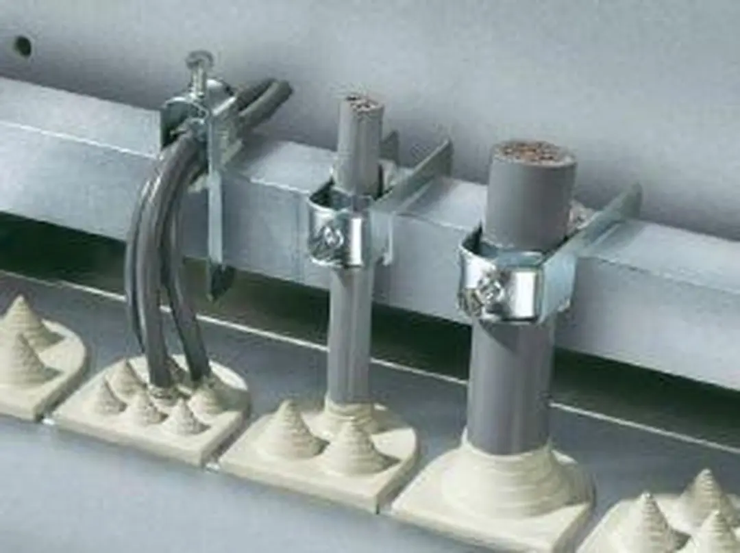 Rittal SZ 2356.000 Hoefijzerklemmen - 25 Stuks - afbeelding 3 van 3
