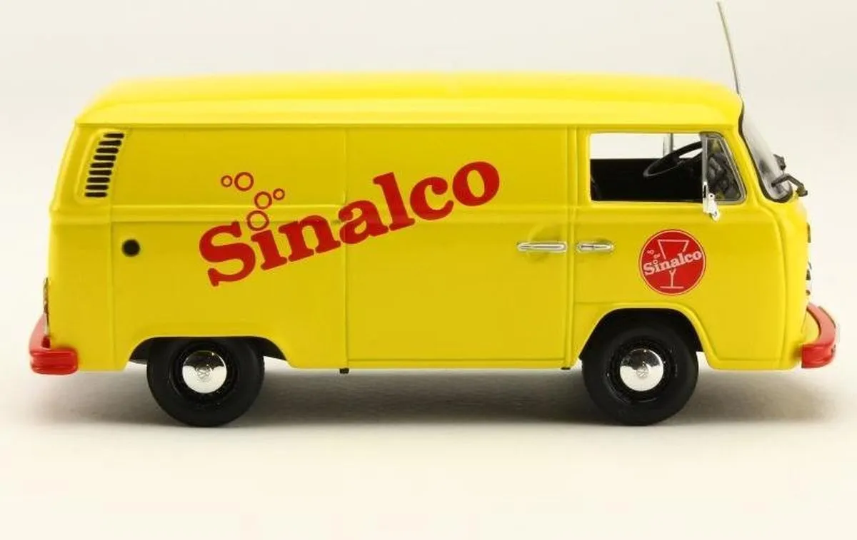 Volkswagen T2 Kastenwagen 'Sinalco' 1972 1:43 - Minichamps