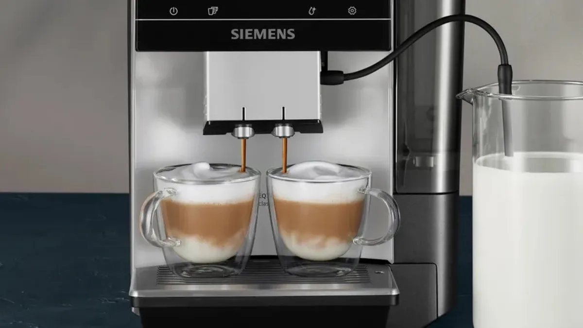 Siemens EQ.700 TP715R07 Volledig Automatische Espressomachine - 2 Kopjes - 2,4L - Zwart/Zilver