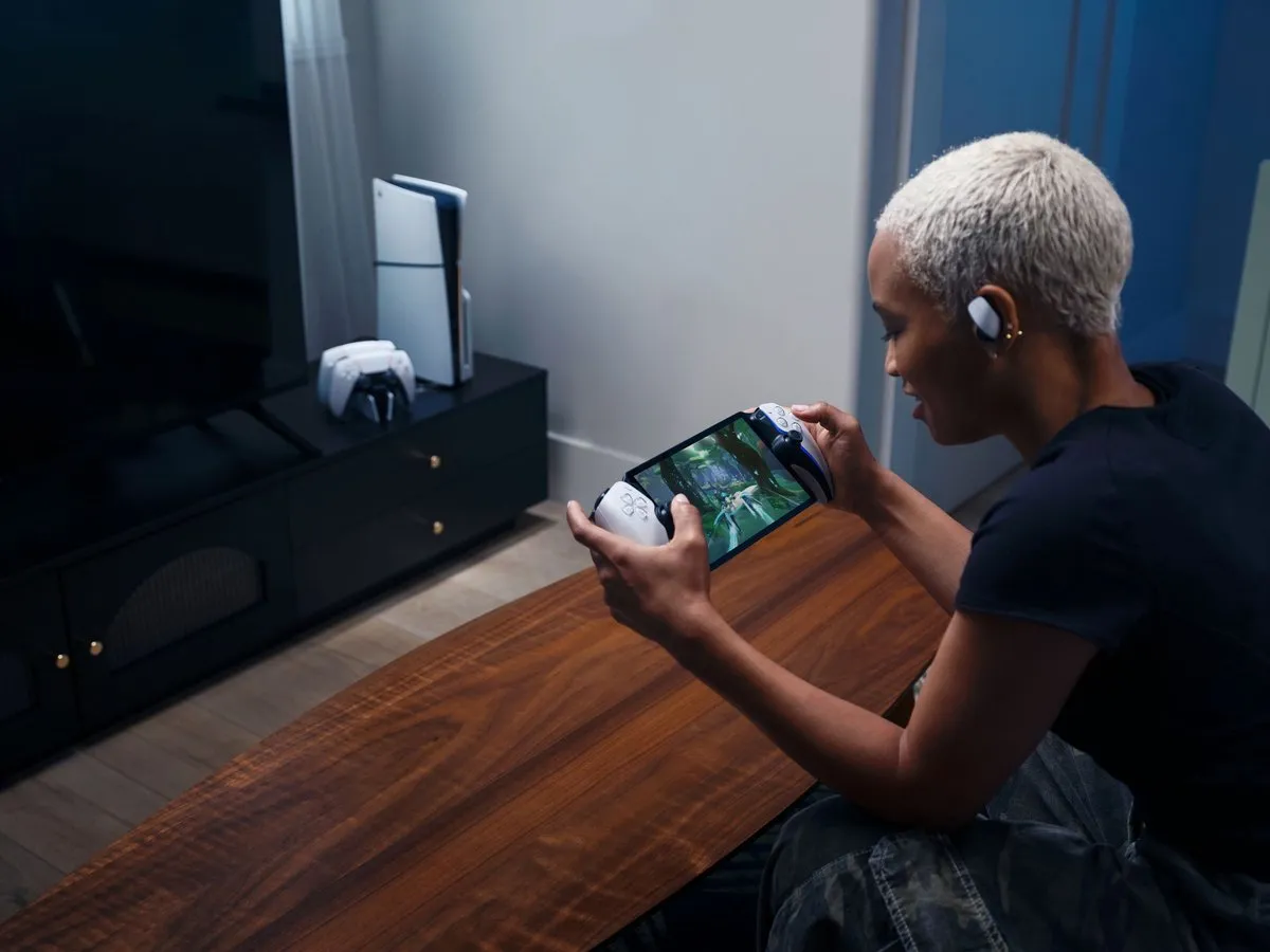 PlayStation Portal™ Remote Player – Midnight Black