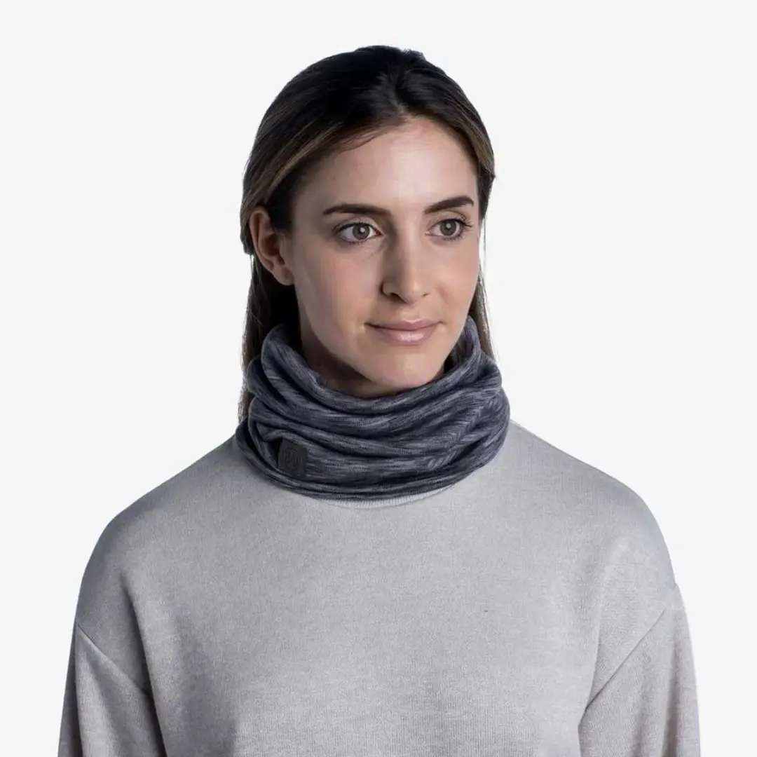 Buff Merino Heavyweight Multistripes Fog Grey Nekwarmer - afbeelding 3 van 6