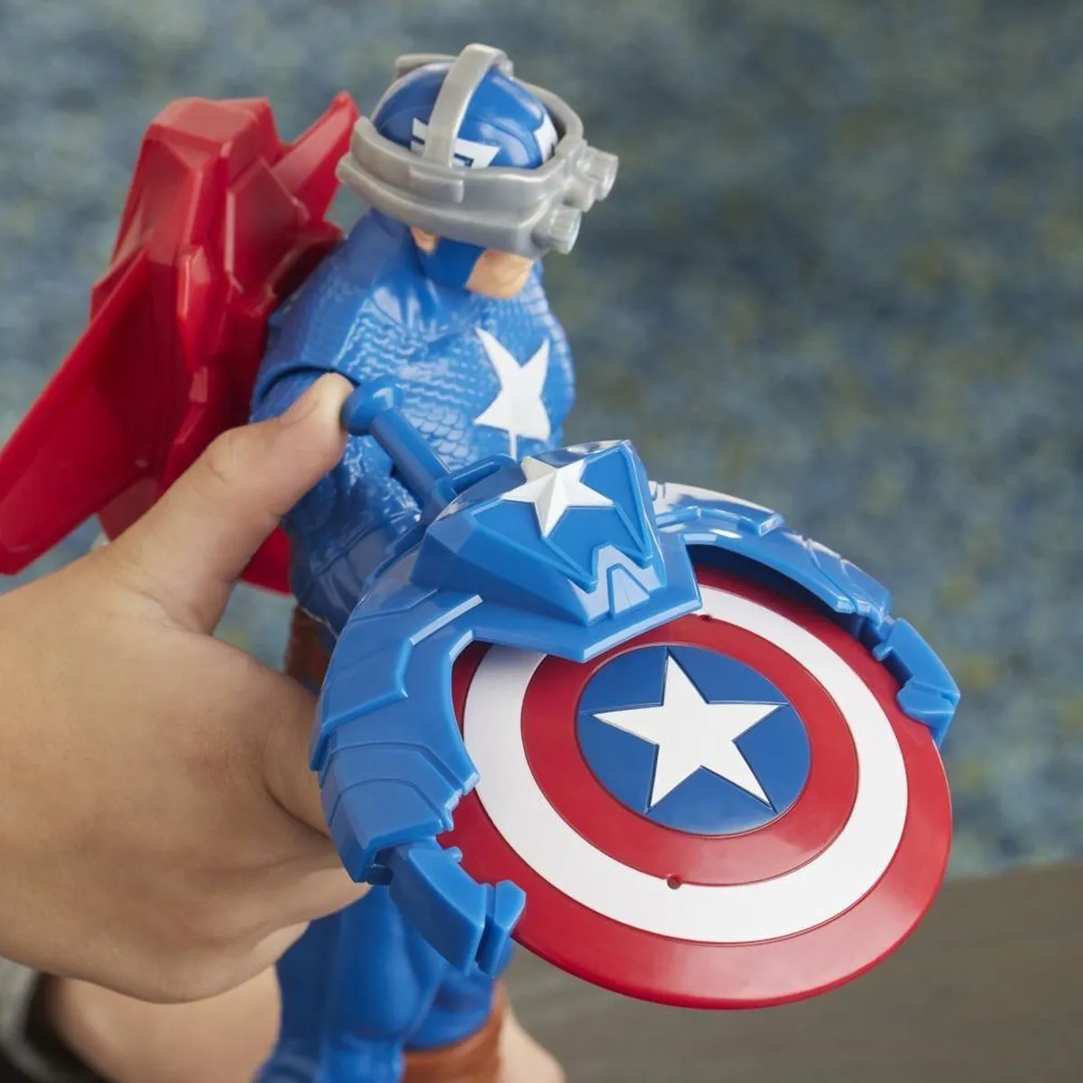 Marvel Avengers Titan Hero Captain America Blast Gear Speelfiguur 30cm E73745L0