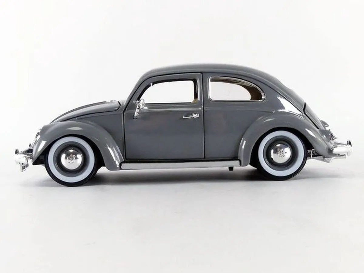 Volkswagen Käfer-Beetle 1955 Bburago 1:18 - Zilver - afbeelding 6 van 6
