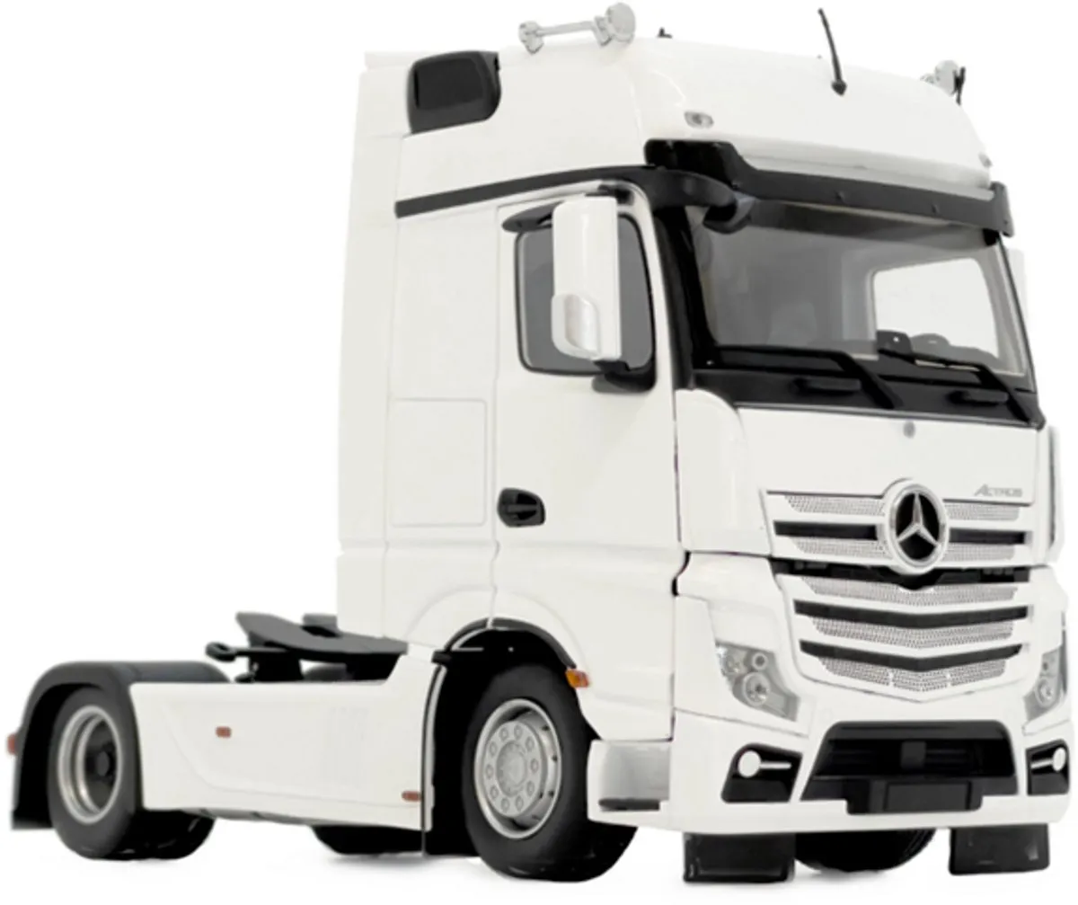 Mercedes-Benz Actros Gigaspace 1:32 Model