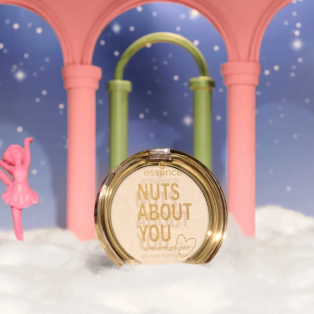 Essence Nuts About You All-Over Highlighter 01 - 4g - afbeelding 5 van 5
