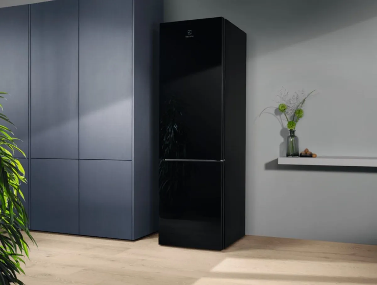 Electrolux LNT7ME34K1 Koel/Vriescombinatie 338L - afbeelding 6 van 6