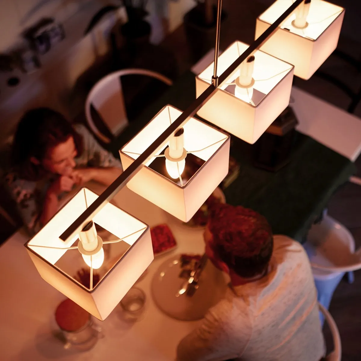 Philips LED Kaarslamp E14 Warmwit 2W - afbeelding 6 van 6