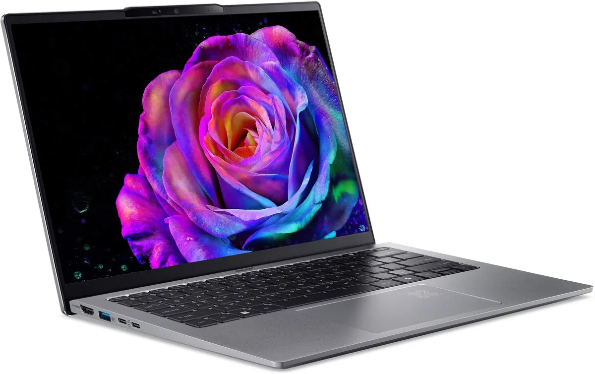 Acer Swift Go 14 AI SFG14-64-R50P Laptop - 32GB 1TB SSD - Zilver