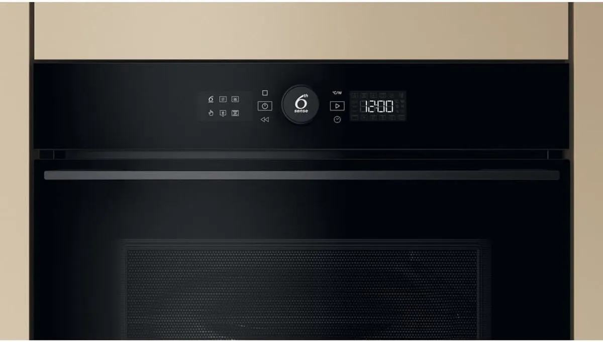 Whirlpool WMW57D-MB Inbouw Combinemagnetron 900W - Zwart