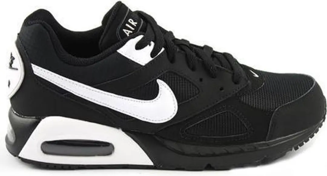 Nike Air Max IVO Sneakers