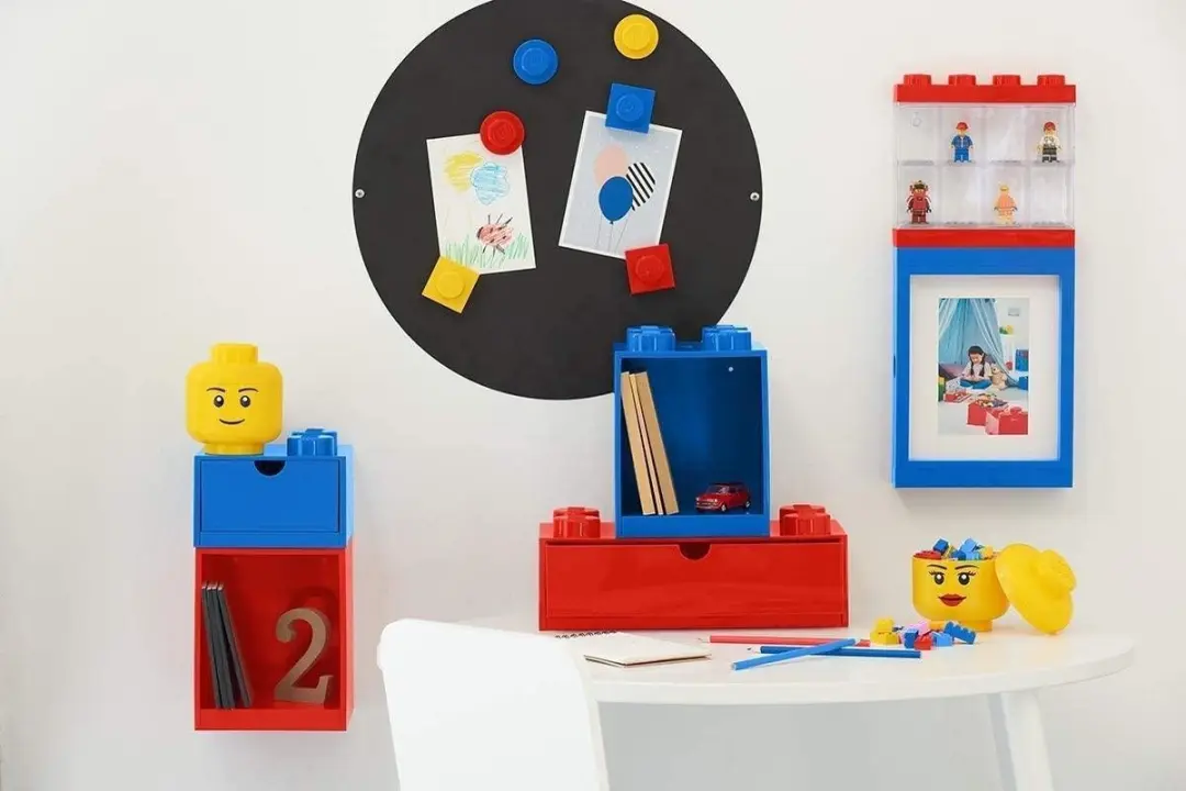 LEGO Iconic Brick Boekenplank 4 Noppen - Rood - afbeelding 3 van 6