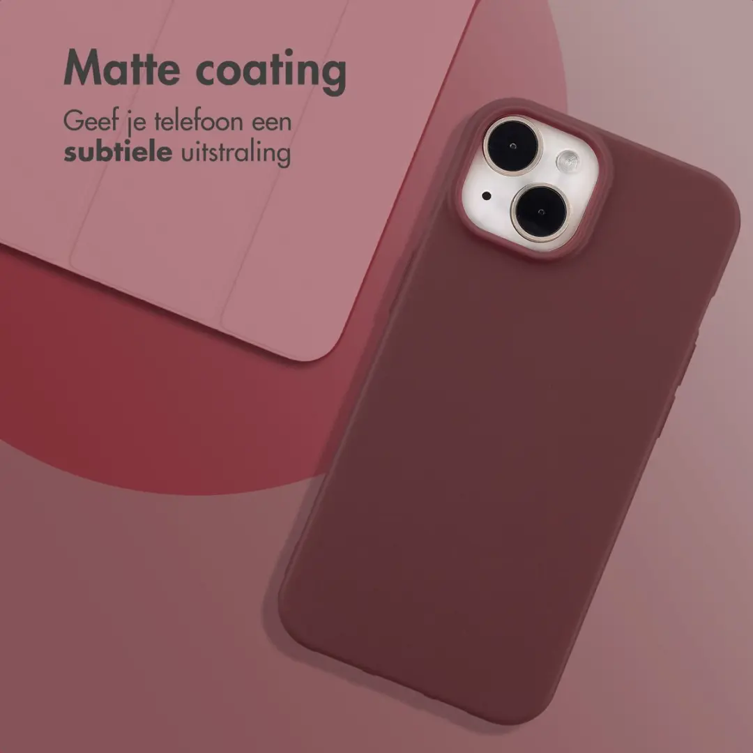 Imoshion Color Backcover iPhone 15 Wine Red - afbeelding 2 van 6