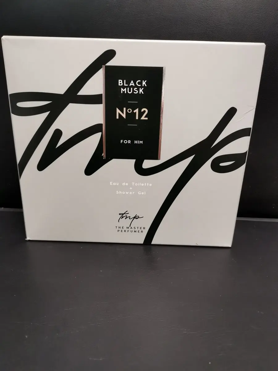 THE MASTER PARFUMER BLACK MUSK 12 FOR HIM giftset  parfum +douchegel