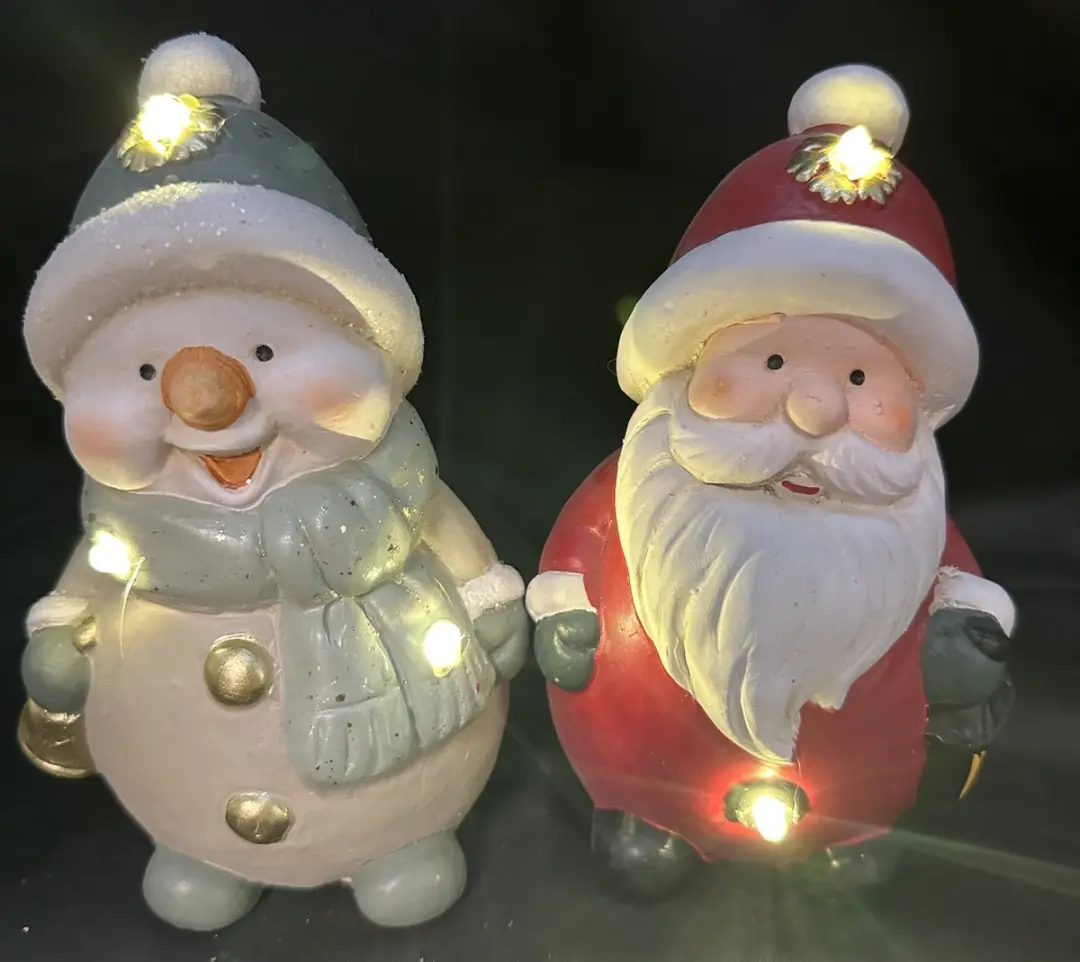 Kerstbeeldjes Sneeuwpop en Kerstman met LED