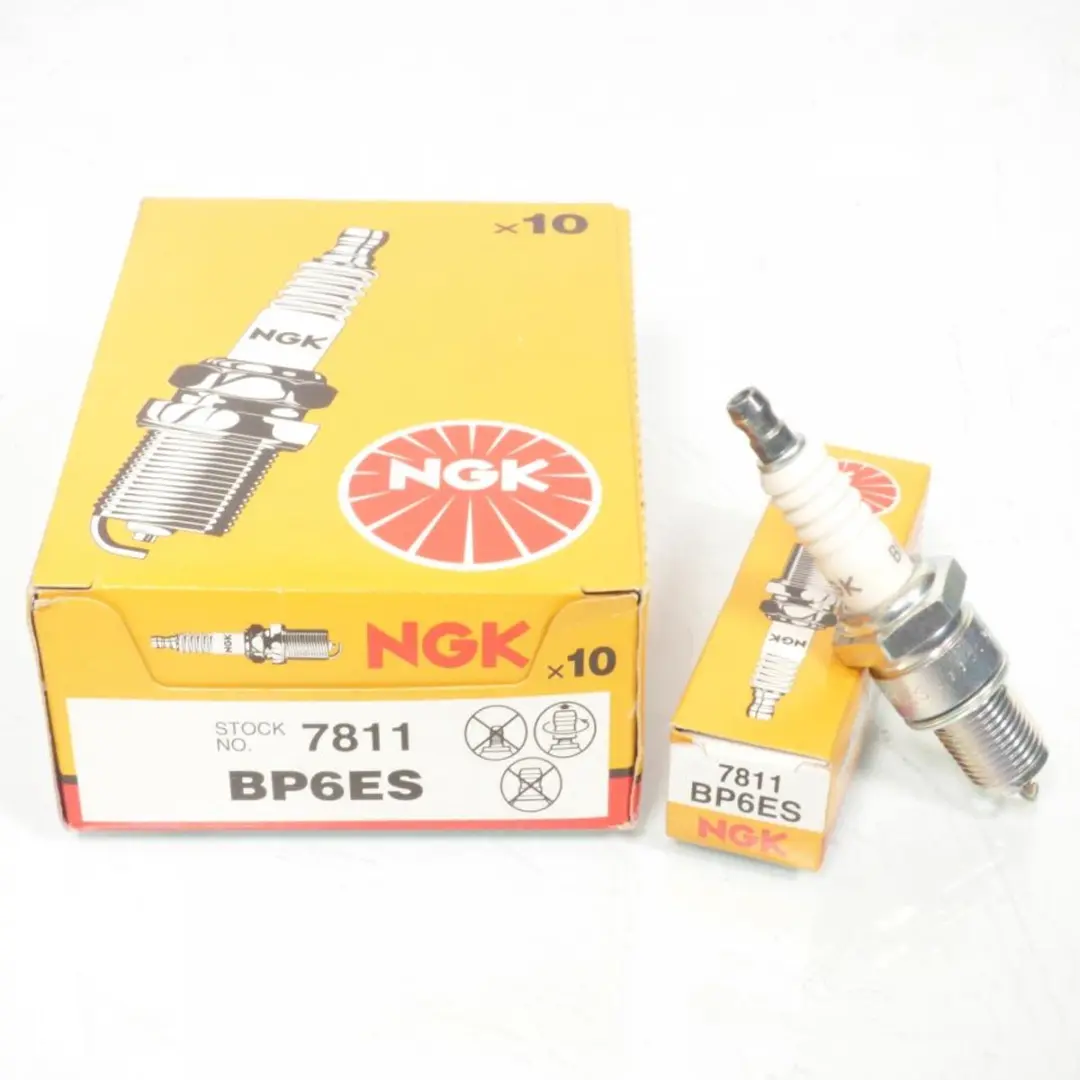 Bougie d'allumage NGK pour Moto BMW 1000 R 100 RS 1987 à 1992 BP6ES Neuf