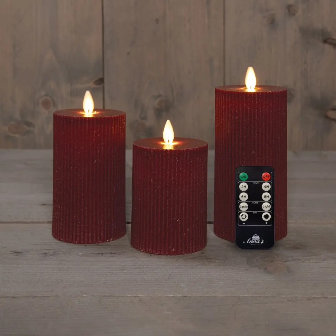 Anna's Collection LED Kaars Flame Effect Ribbel 7,5cm Bordeaux - 3 Stuks - afbeelding 3 van 4