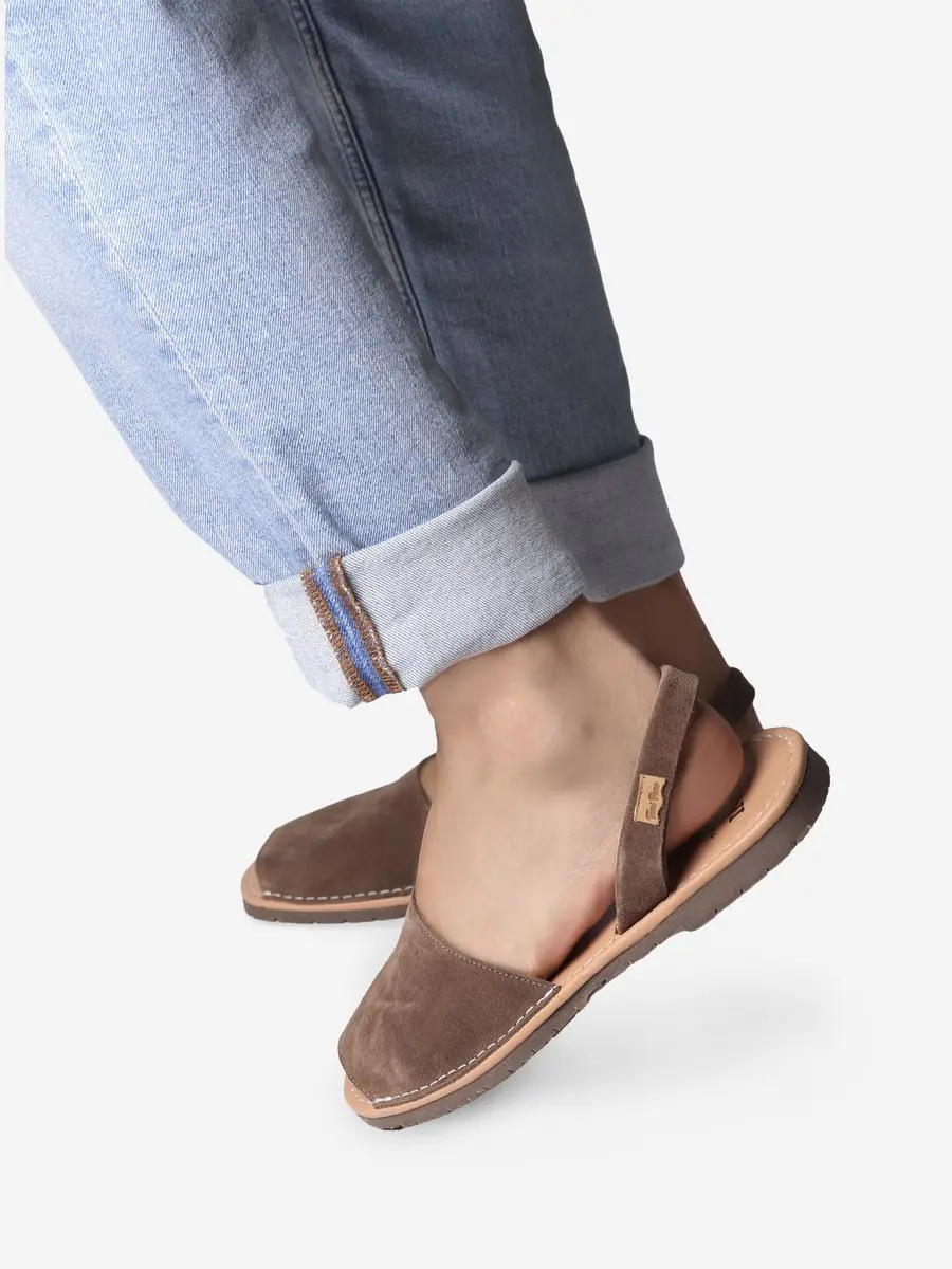 Menorcaanse herensandalen van suède
