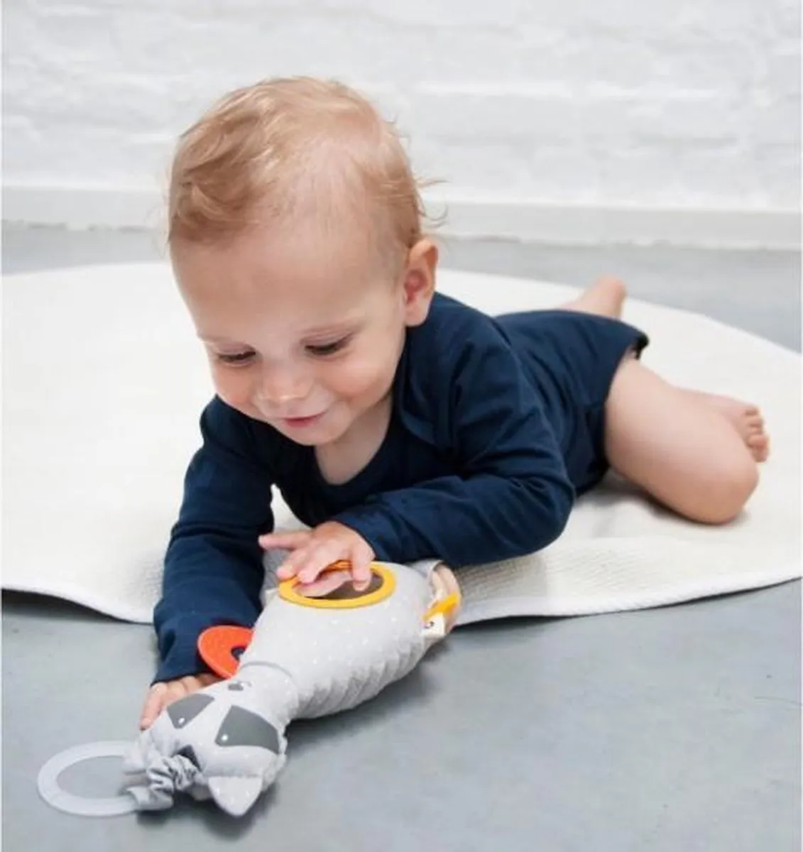 Trixie Baby Activiteitenknuffel Mr. Raccoon - Grijs