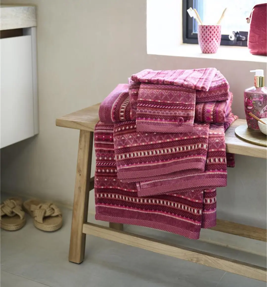 Pip Studio Geometric Print Gastendoek 30x50cm