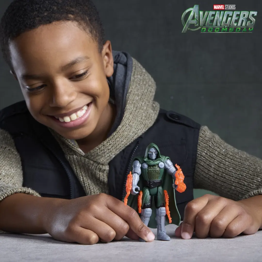 Hasbro Marvel Avengers Doomsday Doctor Doom Actiefiguur 11cm - afbeelding 5 van 6