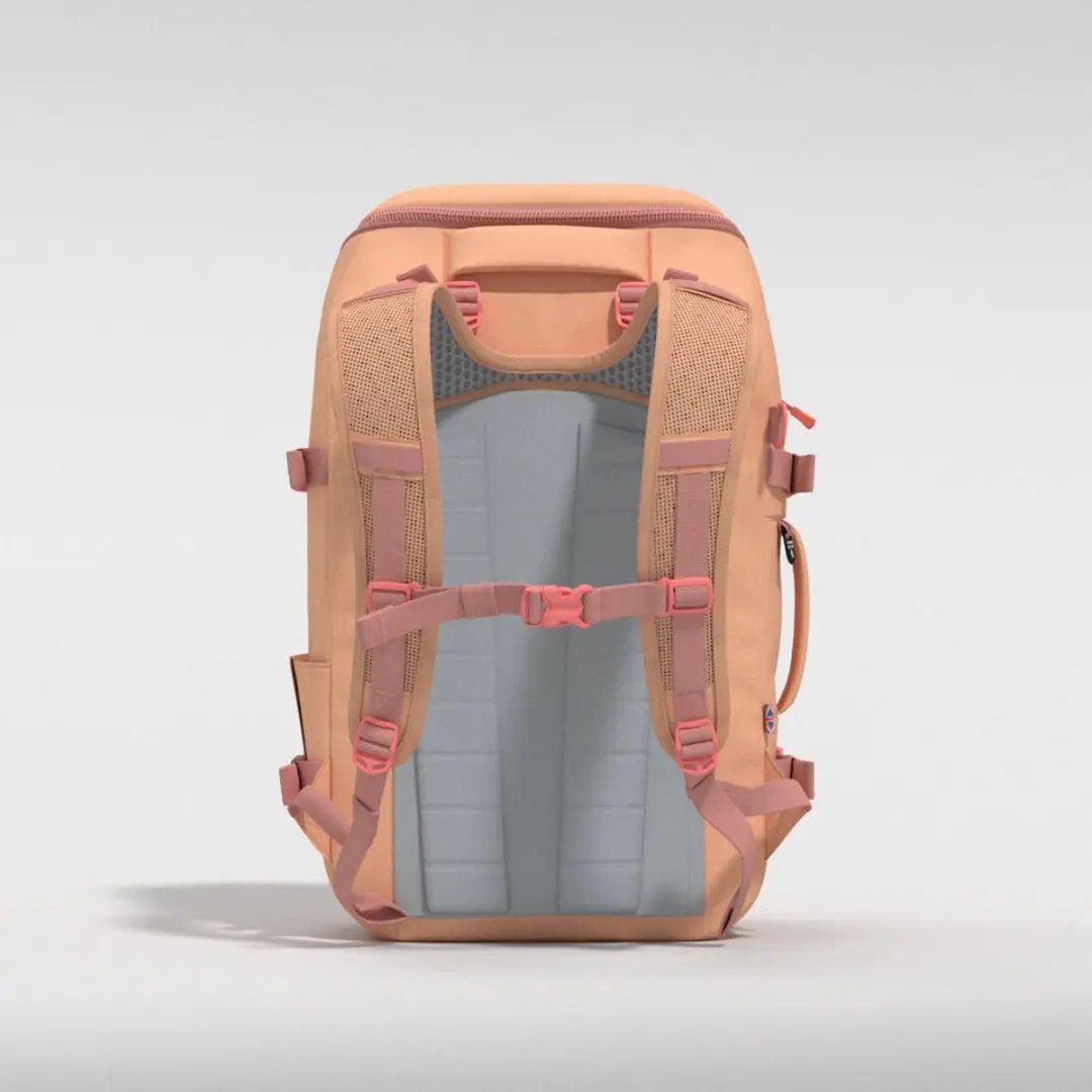 CabinZero Adventure Pro 32L rugzak - oranje - afbeelding 3 van 6