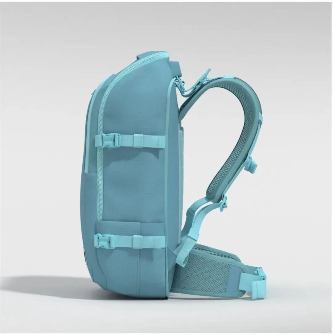 CabinZero Adventure Pro 42L Rugzak - Maldives Blue - afbeelding 2 van 6