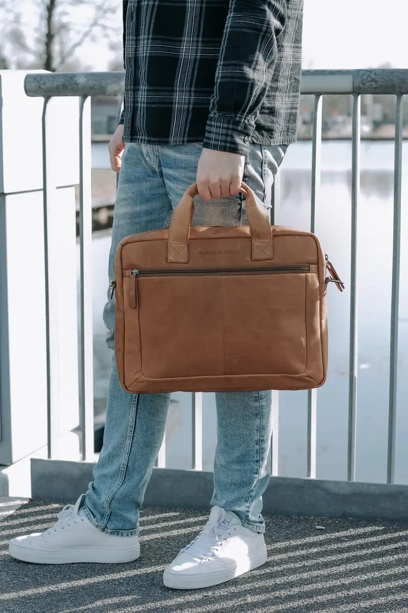 Chesterfield Calvi Laptoptas 15.6" cognac - afbeelding 3 van 6