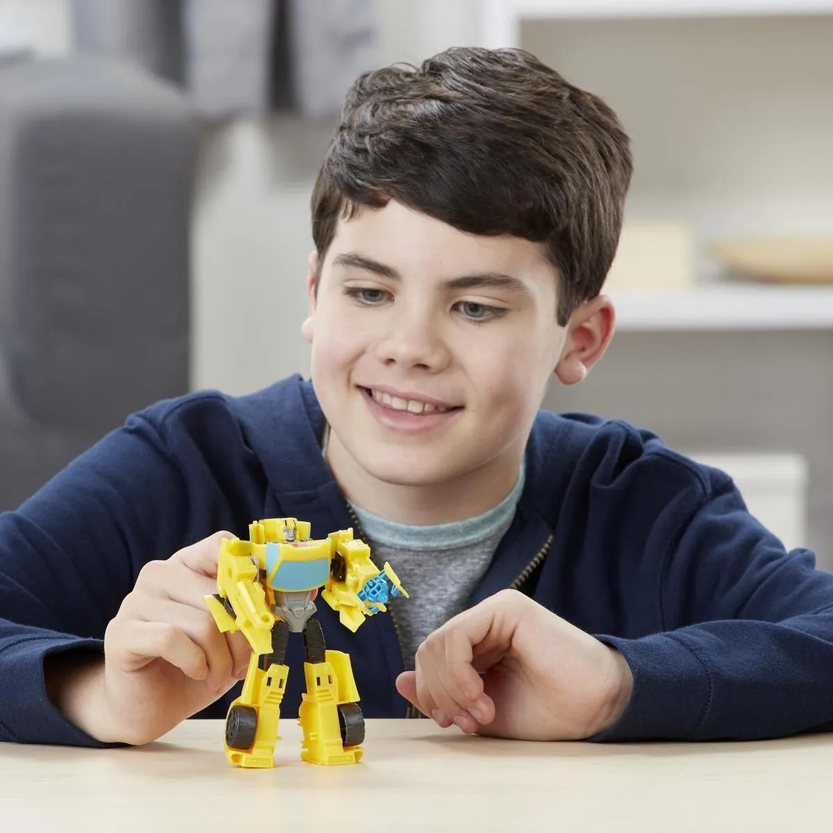 Transformers Cyberverse Warrior Class Actiefiguur - Geel