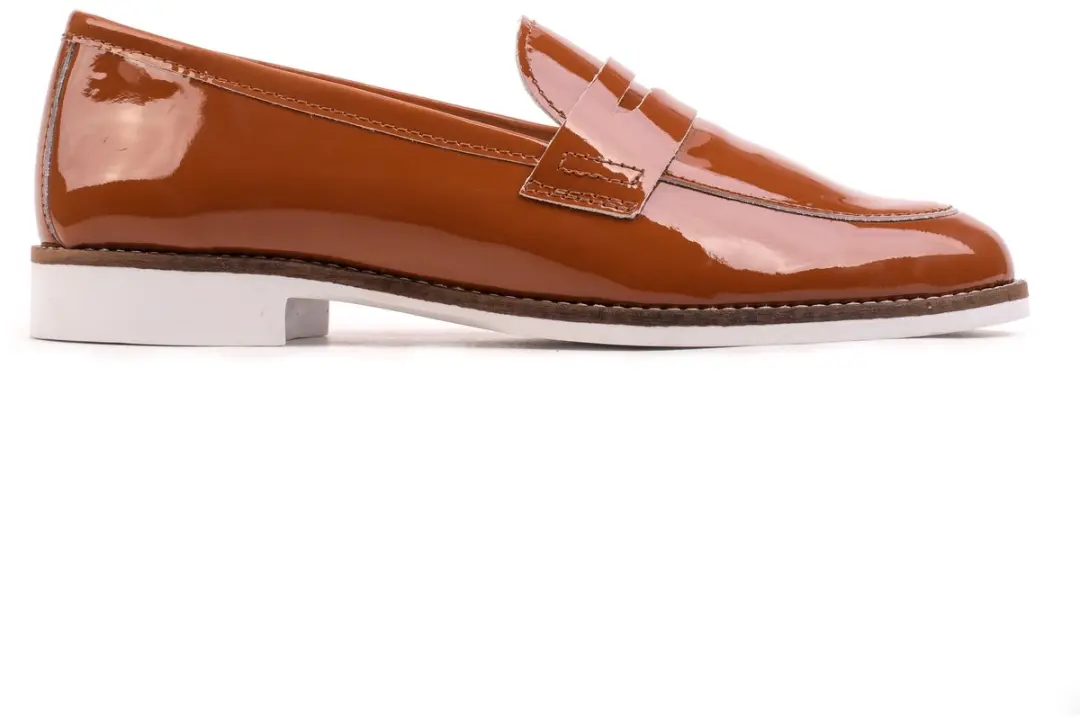 Omnio code loafers dames cognac patent leer